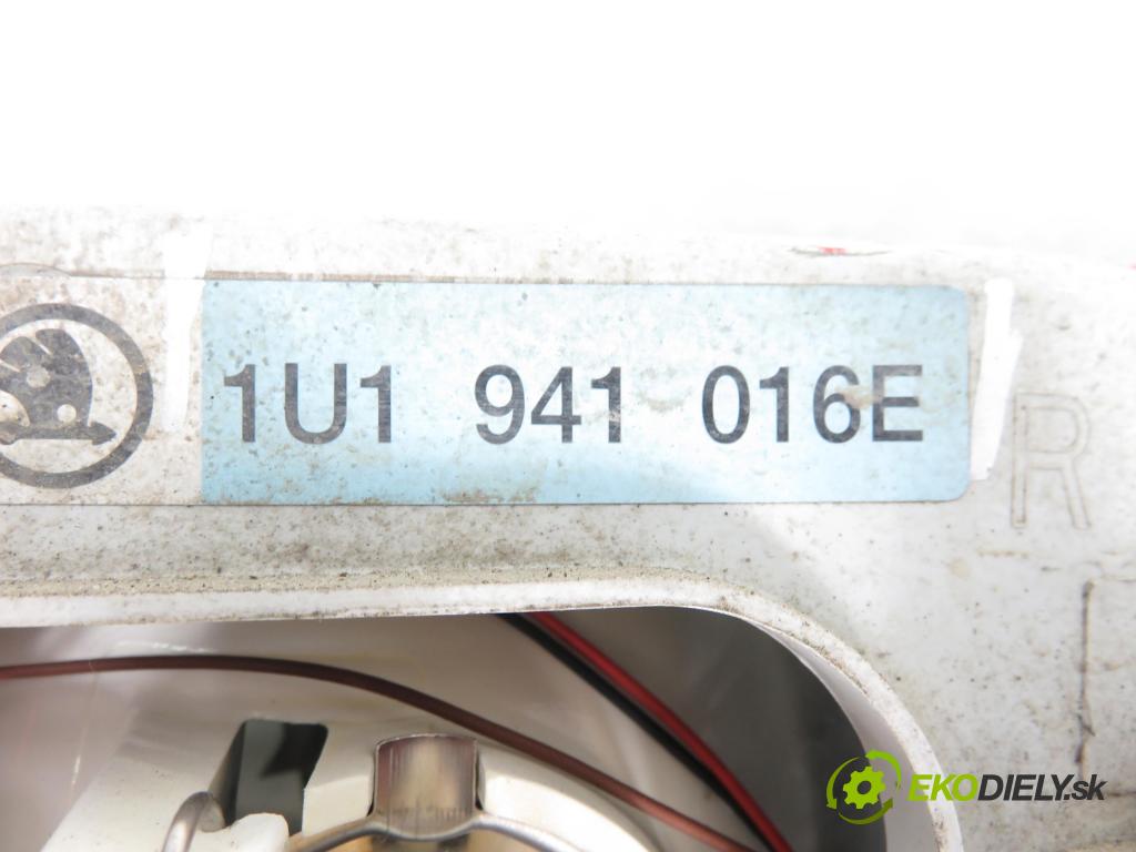 SKODA OCTAVIA I (1U2) LIFTBACK 2001 75,00 1.6 - AVU 1595,00 Svetlo PP 1U1941016E