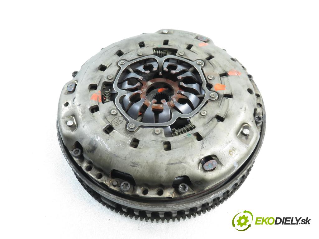 RENAULT SCENIC II (JM0/1_) MINIVAN 2004 99,00 2.0 135 - F4R 770 1998,00 Koleso dvojvrstvové 124036910 ; 324036310 ; 8200359036