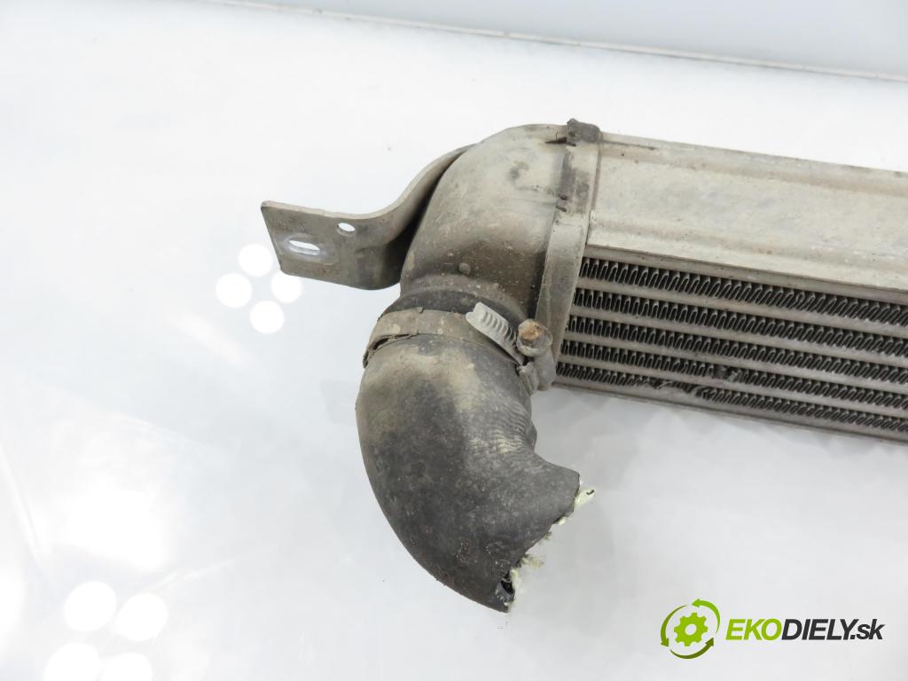 OPEL MERIVA A nadwozie wielkoprzestrzenne (MPV) (X03) HB 2004 74,00 1.7 CDTI 100 - Z 17 DTH 1686,00 chladič intercooler WTP7749