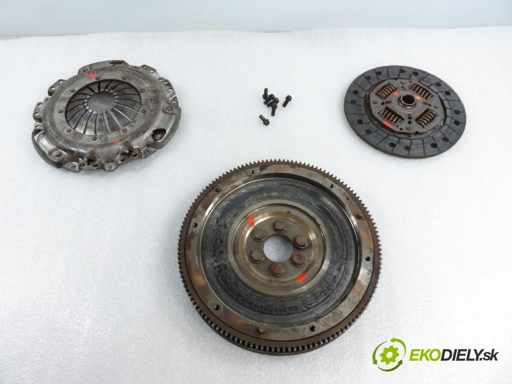 AUDI A2 (8Z0) HB 2002 55,00 1.4 TDI - AMF 1422,00 Koleso zotrvačník 045105273 ; 322031411