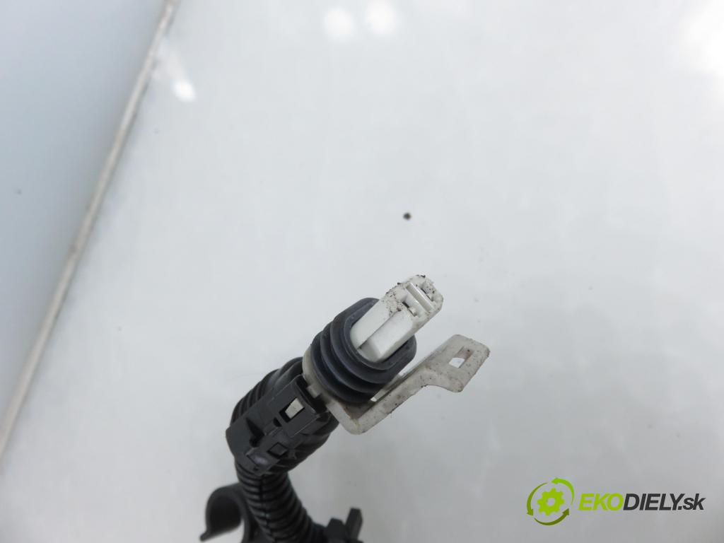 OPEL ASTRA H Kombi (A04) KOMBI 2004 125,00 2.0 Turbo - Z 20 LEL 1998,00 Ventilátor chladič klímatizácie 13132559 ; 0130303960 ; 13147279