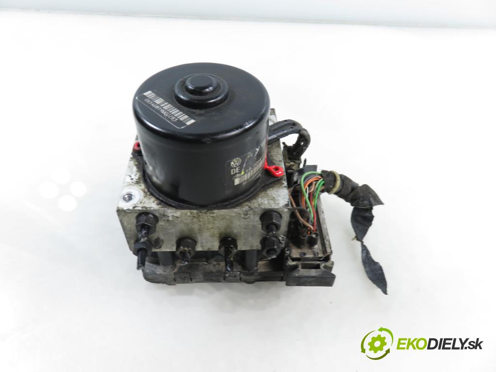 VW GOLF IV (1J1) HB 1998 74,00 1.6 - AKL 1595,00 Pumpa ABS 1J0907379D ; 1J0614117B ; 10094903003 (Pumpa ABS)