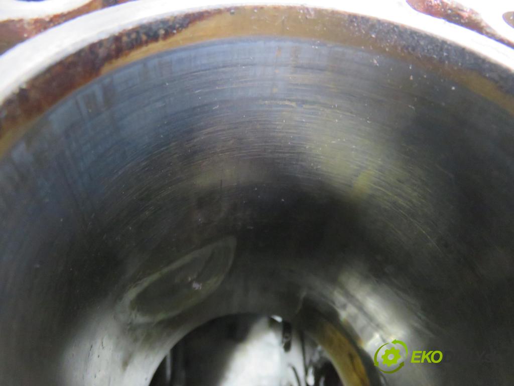 OPEL MERIVA B nadwozie wielkoprzestrzenne (MPV) (S10) MINIVAN 2008 88,00 1.4 LPG - A 14 NEL 1364,00 blok Motor A14NEL (Blok motora)