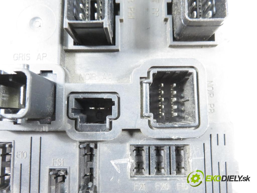 PEUGEOT PARTNER Combispace (5F) KOMBIVAN 2006 55,00 1.6 HDi 75 - 9HW (DV6BTED4) 1560,00 MODUL BSI S118085320F ; 9657999680