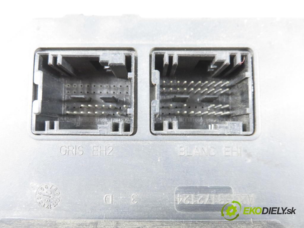 PEUGEOT PARTNER Combispace (5F) KOMBIVAN 2006 55,00 1.6 HDi 75 - 9HW (DV6BTED4) 1560,00 MODUL BSI S118085320F ; 9657999680