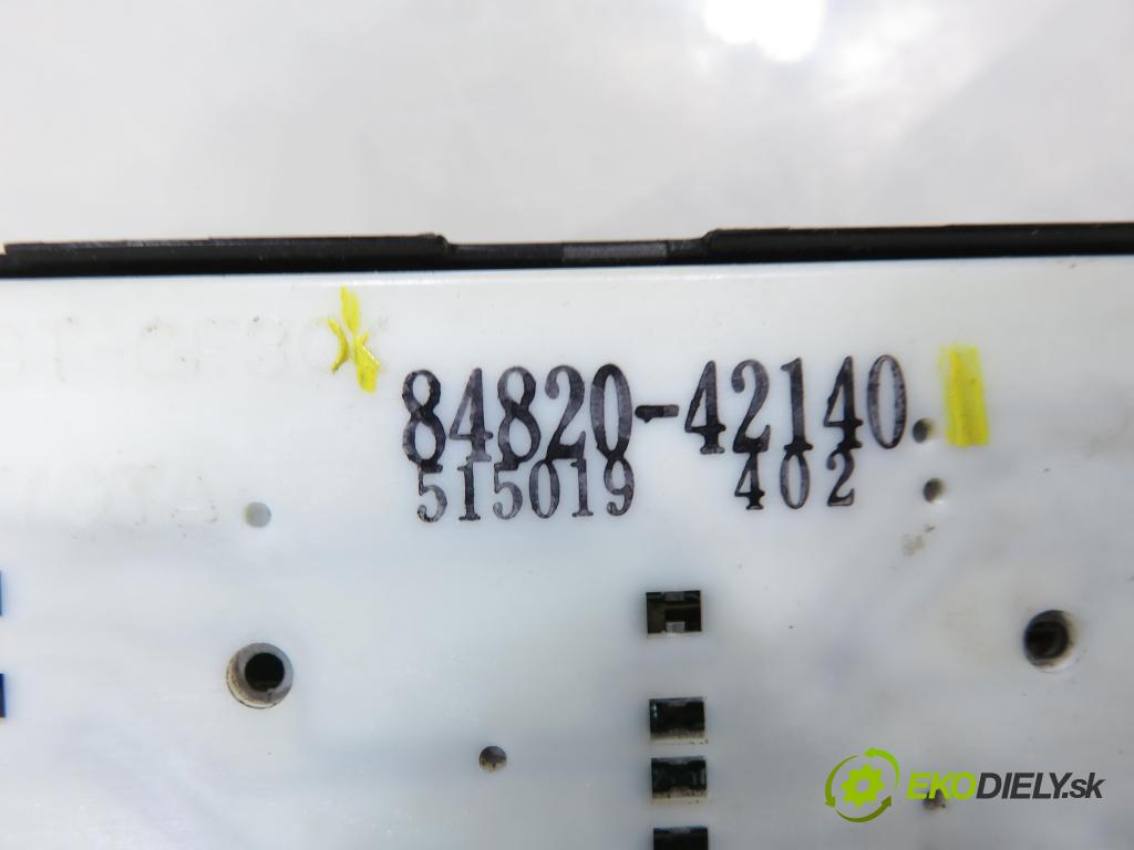TOYOTA RAV 4 II (_A2_) SUV 2003 85,00 2.0 D-4D 4WD 116 - 1CD-FTV 1995,00 Panel ovládania okien 8482042140
