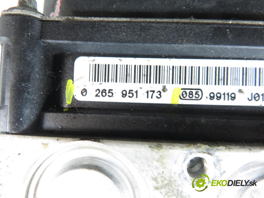 AUDI A4 Avant (8K5, B8) KOMBI 2009 105,00 2.0 TDI - CAGA 1968,00 Pumpa ABS 0265236197 ; 8K0614517CP ; 8K0907379AK (Pumpa ABS)