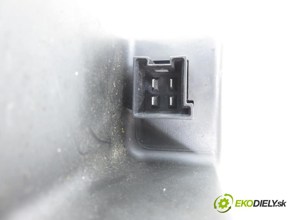 MERCEDES-BENZ KLASA S (W220) SEDAN 2003 191,00 S 400 CDI V8 260 - OM 628.960 3996,00 pumpa zámku centrálneho 2208000948 ; 0132006372