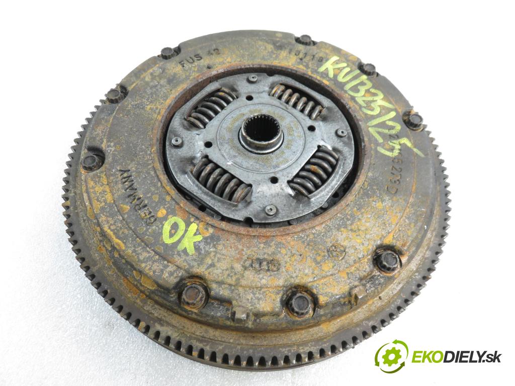 VW GOLF IV (1J1) HB 2001 74,00 1.6 - AKL 1595,00 Koleso zotrvačník 3082149541 ; 027105273D ; 1862518031