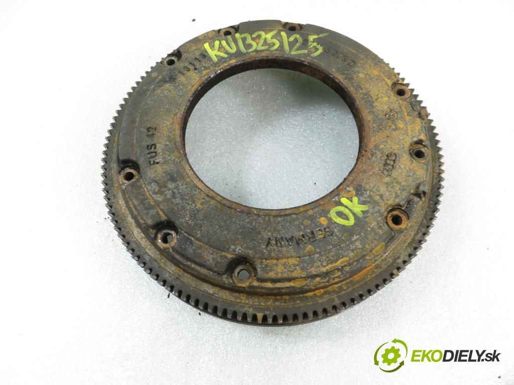 VW GOLF IV (1J1) HB 2001 74,00 1.6 - AKL 1595,00 Koleso zotrvačník 3082149541 ; 027105273D ; 1862518031