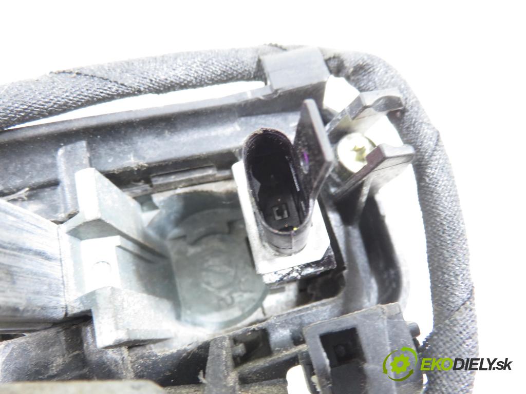 MERCEDES-BENZ KLASA S (W220) SEDAN 2003 191,00 S 400 CDI V8 260 - OM 628.960 3996,00 Kľučka