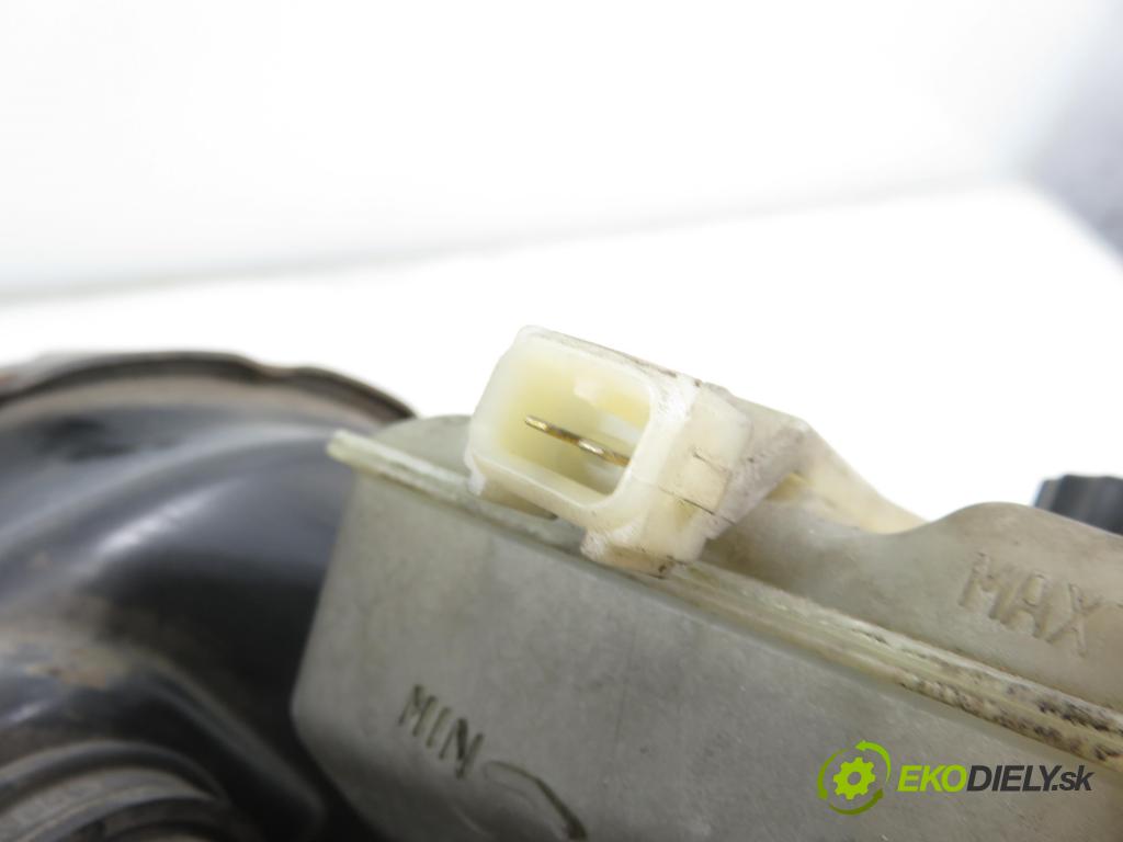 VOLVO S80 I (TS, XY) SEDAN 2000 147,00 2.9 - B 6294 S 2922,00 posilovač 8624524 ; 03785926014 (Servočerpadlo)