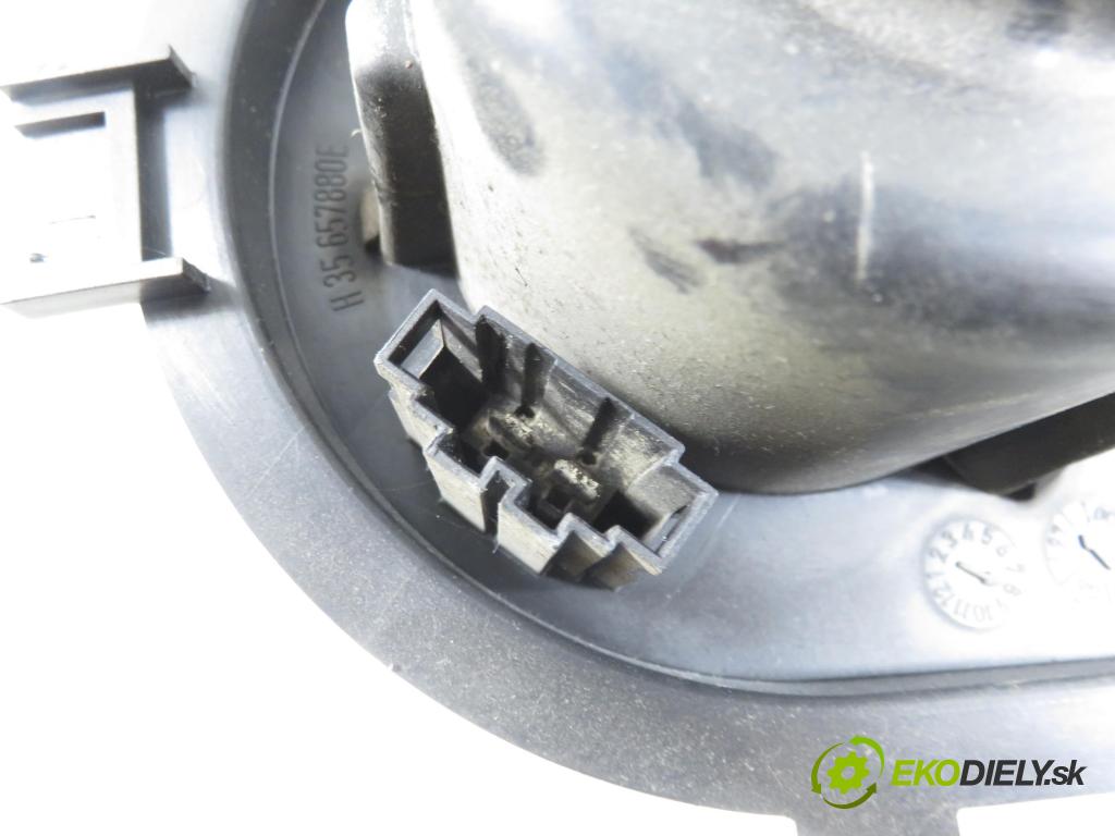 VW BORA (1J2) SEDAN 2001 66,00 1.9 TDI 90 - ALH 1896,00 Ventilátor vetráku 1J1819021A ; 657877G