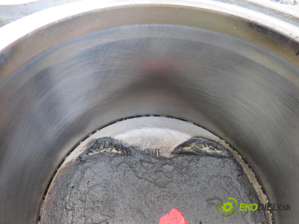 HONDA CR-V I (RD) SUV 1998 94,00 2.0 16V 4WD (RD1, RD3) - B20B3 1972,00 blok Motor B20B3 (Blok motora)