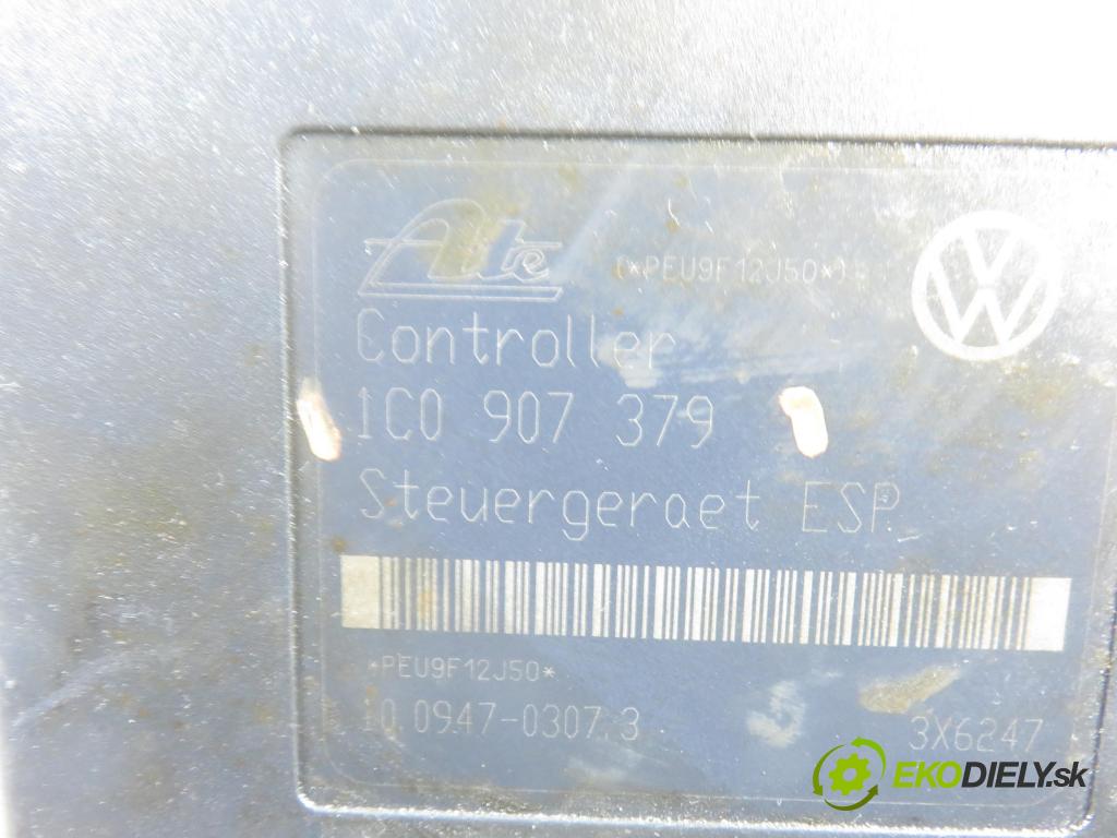 VW BORA (1J2) SEDAN 2000 85,00 2 - AQY 1984,00 Pumpa ABS 1C0907379 ; 6X0614517 (Pumpa ABS)
