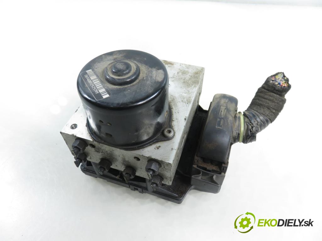 VW BORA (1J2) SEDAN 2000 85,00 2 - AQY 1984,00 Pumpa ABS 1C0907379 ; 6X0614517 (Pumpa ABS)
