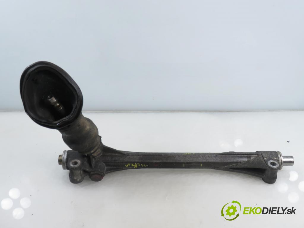 TOYOTA RAV 4 III (_A3_) SUV 2007 130,00 2.2 D 4WD 177 - 2AD-FHV 2231,00 Riadenie bez servočerpadlo NSK0031