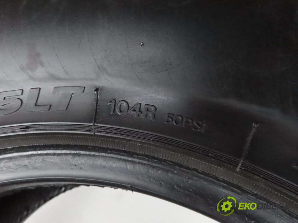    2017    PNEUMATIKY: / PNEUMATIKY: LÉTO 