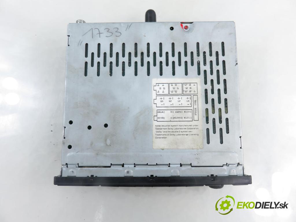 VW PASSAT B5.5 (3B3) SEDAN 2003 96,00 1.9 TDI - AWX 1896,00 RADIO Modul 1J0035186D