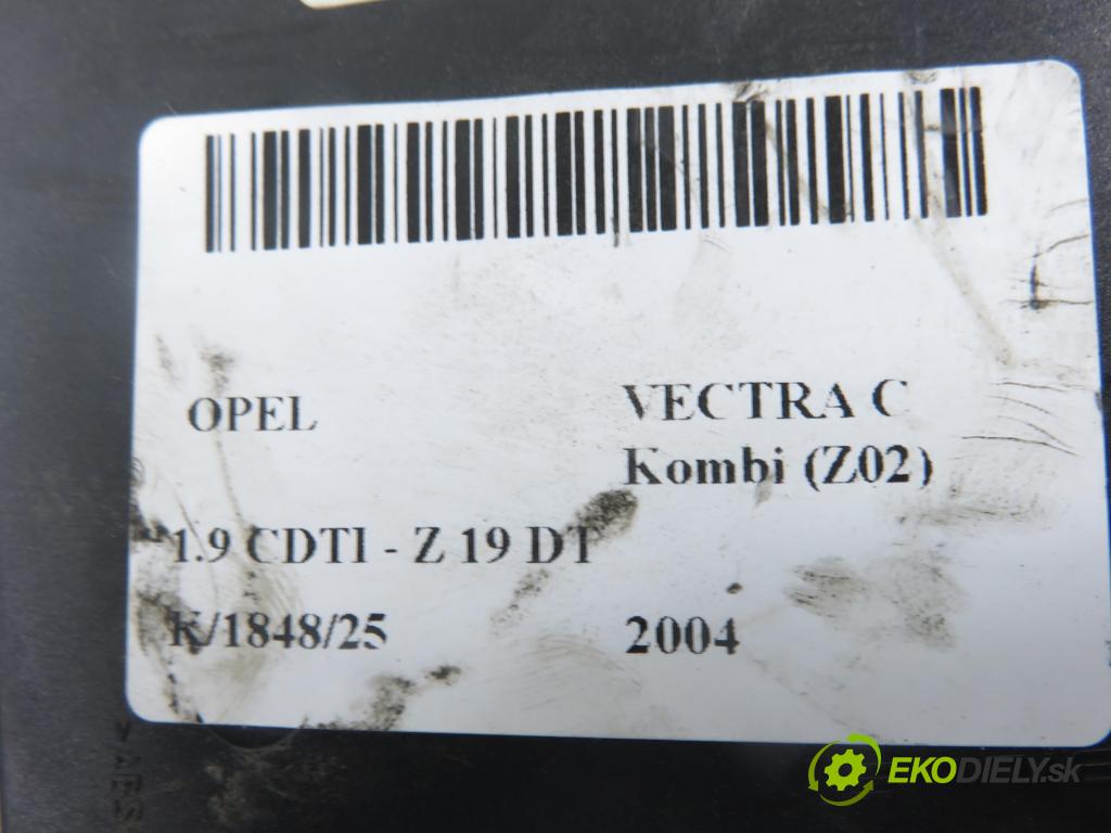 OPEL VECTRA C Kombi (Z02) KOMBI 2004 88,00 1.9 CDTI - Z 19 DT 1910,00 Mechanizmus otvárania dverí kufor 6662RM ; 9804QE
