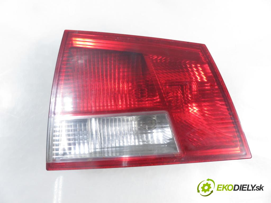 OPEL VECTRA C Kombi (Z02) KOMBI 2004 88,00 1.9 CDTI - Z 19 DT 1910,00 Svetlo ľavé zadné kufor 24469463