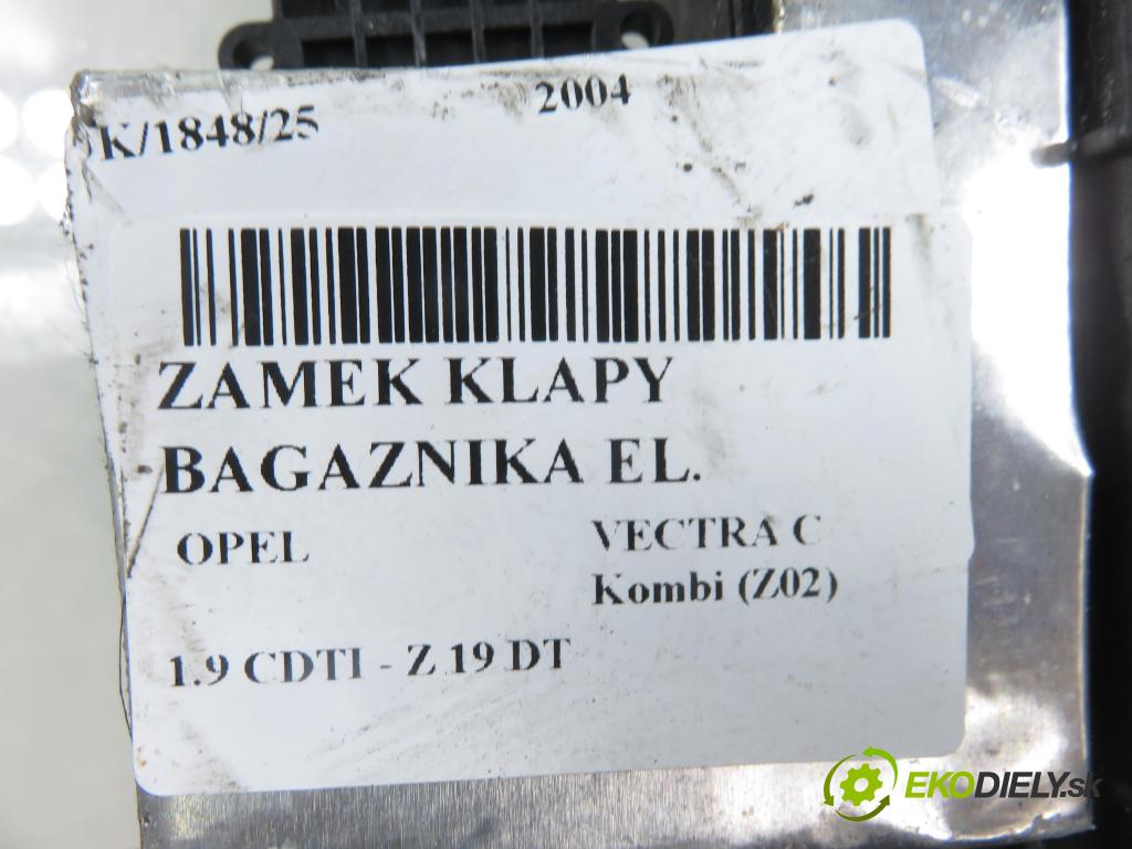 OPEL VECTRA C Kombi (Z02) KOMBI 2004 88,00 1.9 CDTI - Z 19 DT 1910,00 zámok dverí kufor EL. 24467824