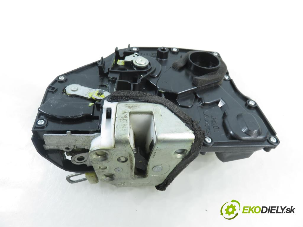 SUZUKI SWIFT III (MZ, EZ) HB 2007 68,00 1.3 4x4 (RS 413) - M13A 1328,00 zámok PPE