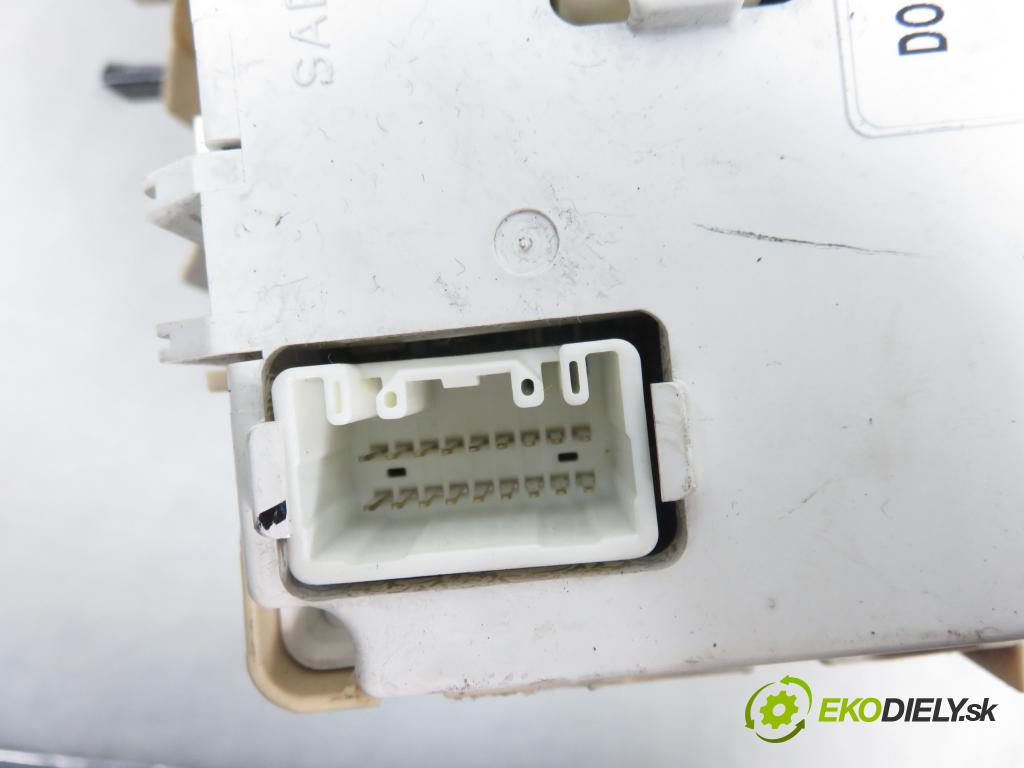 SUZUKI SWIFT III (MZ, EZ) HB 2007 68,00 1.3 4x4 (RS 413) - M13A 1328,00 MODUL BSI 3677062JB0