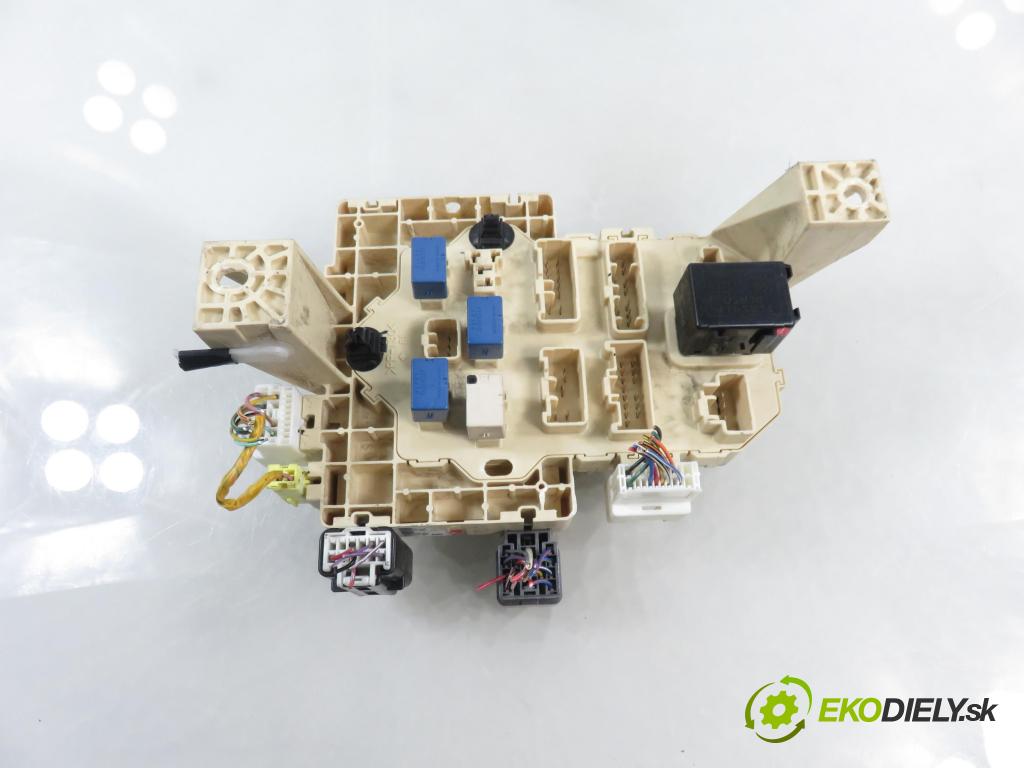 SUZUKI SWIFT III (MZ, EZ) HB 2007 68,00 1.3 4x4 (RS 413) - M13A 1328,00 MODUL BSI 3677062JB0