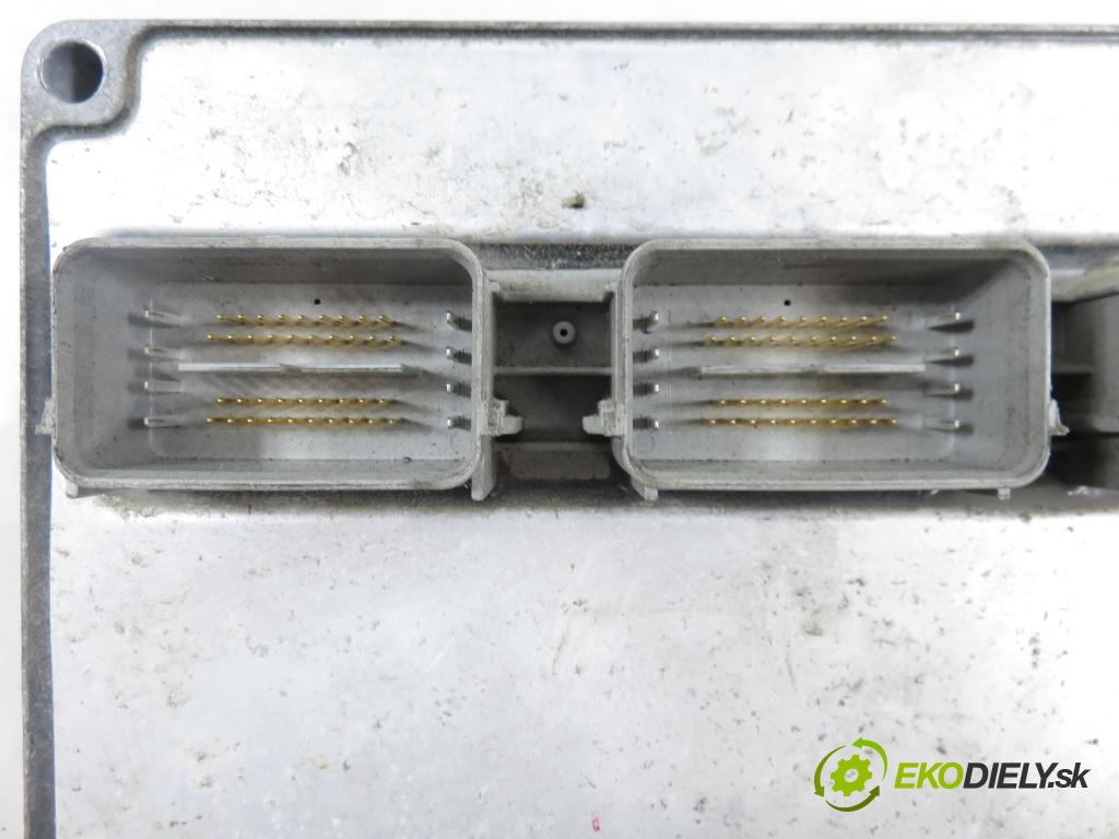 FORD FOCUS C-MAX (DM2) MINIVAN 2003 88,00 1.8 - CSDA 1798,00 Riadiaca jednotka Motor 3M5112A650GD
