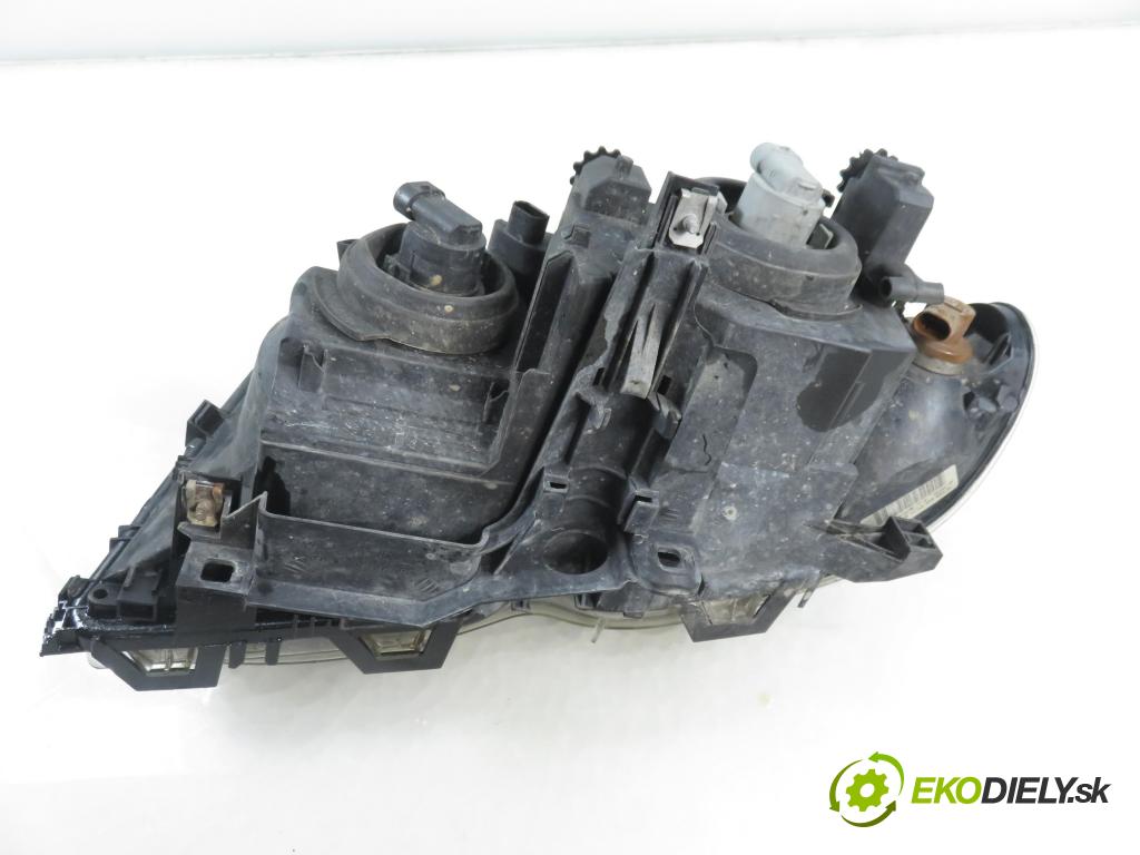 BMW 3 Touring (E46) KOMBI 2004 110,00 2.0 318 i - N42 B20 A 1995,00 Svetlo PP 6910956