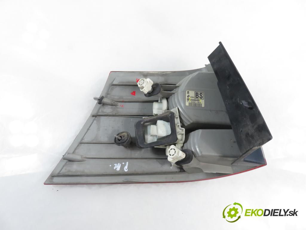 OPEL VECTRA C Kombi (Z02) KOMBI 2004 88,00 1.9 CDTI - Z 19 DT 1910,00 Svetlo pravé zadné 24469462