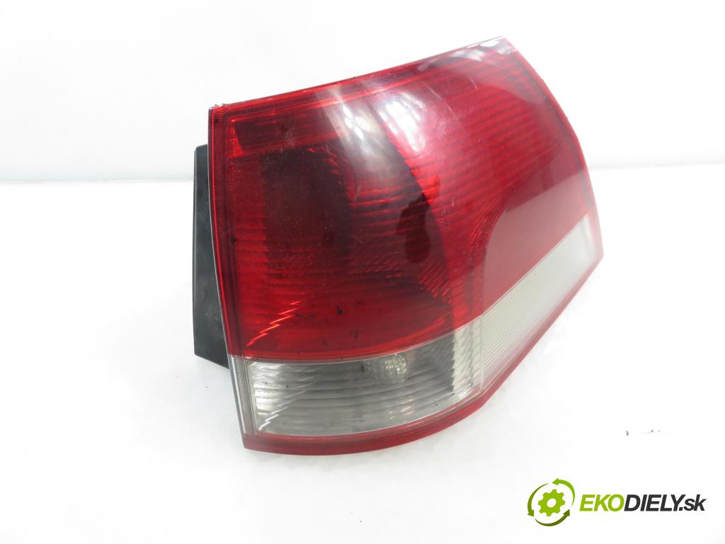 OPEL VECTRA C Kombi (Z02) KOMBI 2004 88,00 1.9 CDTI - Z 19 DT 1910,00 Svetlo pravé zadné 24469462