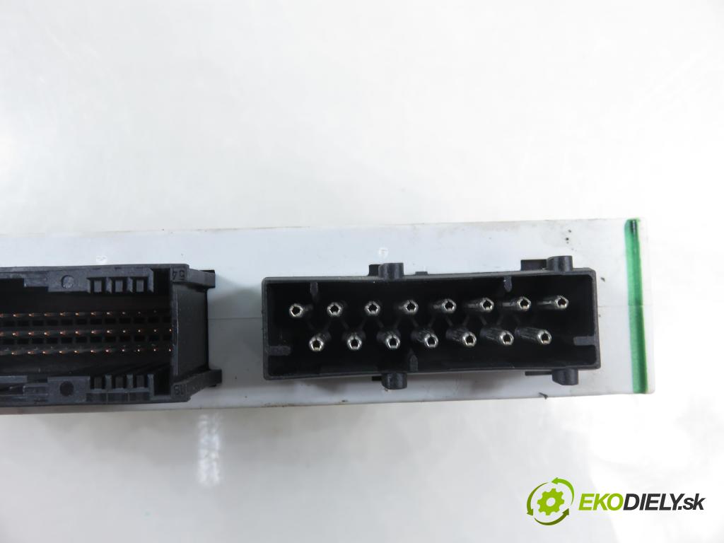 BMW 3 Touring (E46) KOMBI 2004 110,00 2.0 318 i - N42 B20 A 1995,00 MODUL komfortu 6932368