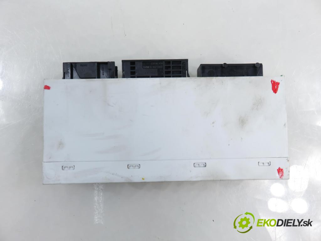 BMW 3 Touring (E46) KOMBI 2004 110,00 2.0 318 i - N42 B20 A 1995,00 MODUL komfortu 6932368