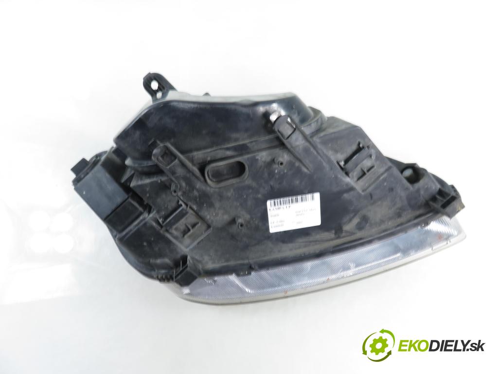 FORD FOCUS C-MAX (DM2) MINIVAN 2003 88,00 1.8 - CSDA 1798,00 Svetlo LP
