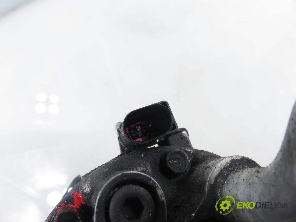 VW GOLF IV (1J1) HB 2002 74,00 1.9 TDI PD 101 - ATD 1896,00 KOMPRESOR: klimatizace 1J0820803K (Kompresor klimatizace)