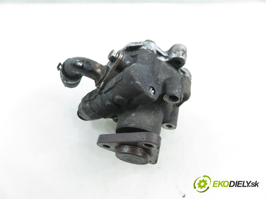 VW PASSAT B5.5 Variant (3B6) KOMBI 2002 96,00 1.9 TDI PD 130 - AVF 1896,00 Pumpa servočerpadlo 8D0145177Q (Servočerpadlo)