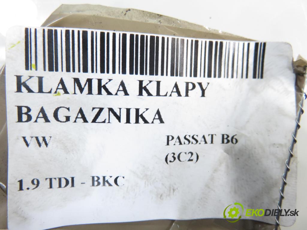 VW PASSAT B6 (3C2) SEDAN 2006 77,00 1.9 TDI PD 105 - BKC 1896,00 Kľučka dverí kufor 1K0827469E ; 1K0827469F ; 3C5827469B