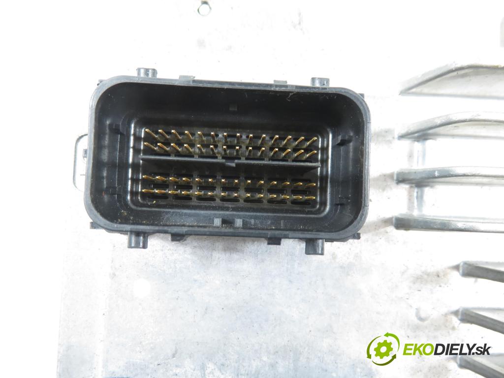OPEL MERIVA B nadwozie wielkoprzestrzenne (MPV) (S10) MINIVAN 2008 88,00 1.4 LPG - A 14 NEL 1364,00 Riadiaca jednotka Motor 12647212