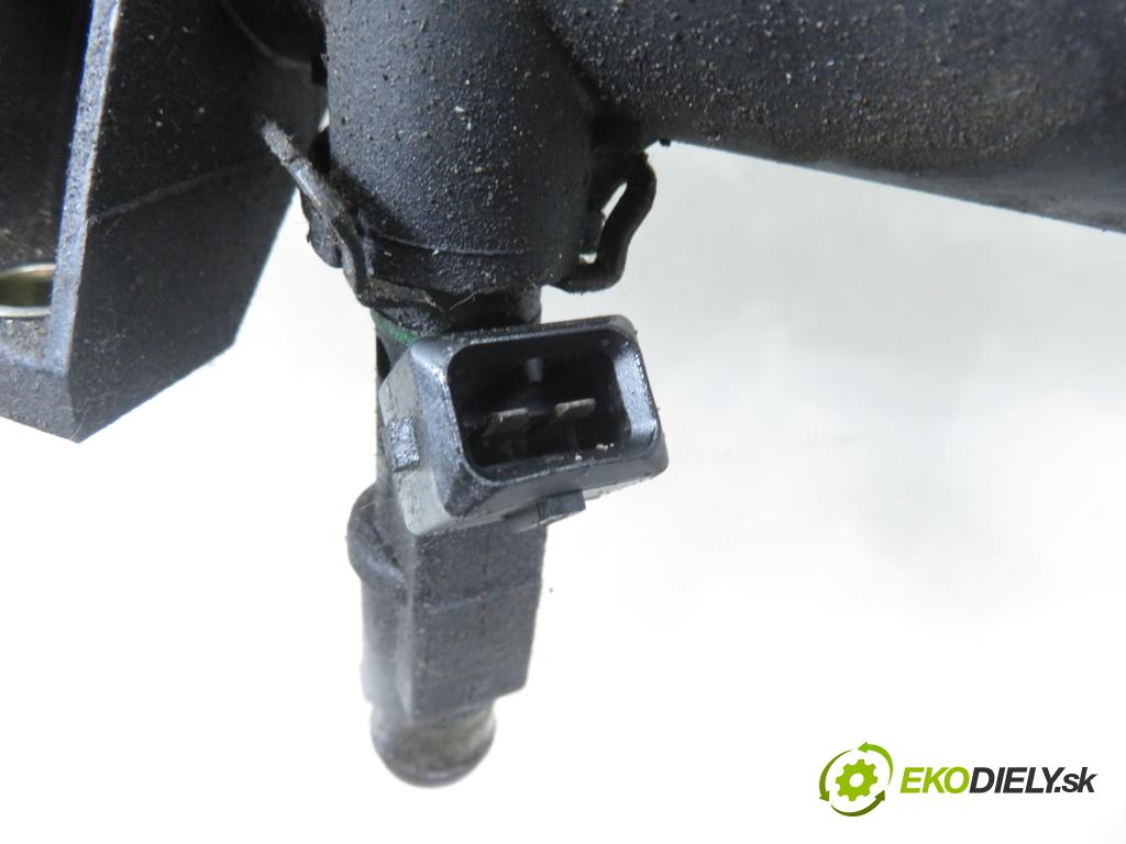 CITROEN XSARA PICASSO (N68) MINIVAN 2002 85,00 1.8 16V - 6FZ (EW7J4) 1749,00 Lišta vstrekovacia 9628084680 (Vstrekovacia lišta)