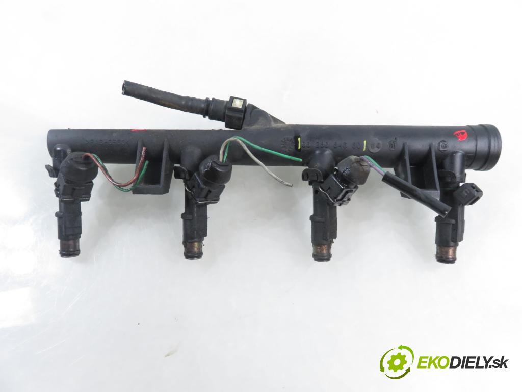 CITROEN XSARA PICASSO (N68) MINIVAN 2002 85,00 1.8 16V - 6FZ (EW7J4) 1749,00 Lišta vstrekovacia 9628084680 (Vstrekovacia lišta)