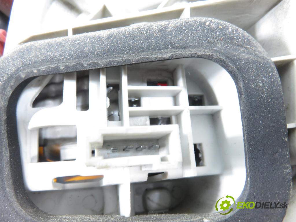 OPEL MERIVA B nadwozie wielkoprzestrzenne (MPV) (S10) MINIVAN 2008 88,00 1.4 LPG - A 14 NEL 1364,00 Svetlo ľavé zadné 21639009