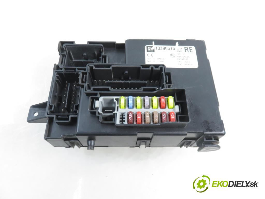 OPEL MERIVA B nadwozie wielkoprzestrzenne (MPV) (S10) MINIVAN 2008 88,00 1.4 LPG - A 14 NEL 1364,00 MODUL BSI 13396575