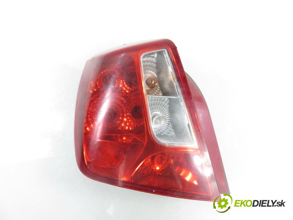 CHEVROLET LACETTI (J200) SEDAN 2008 70,00 1.4 16V - F14D3 1399,00 Svetlo ľavé zadné 