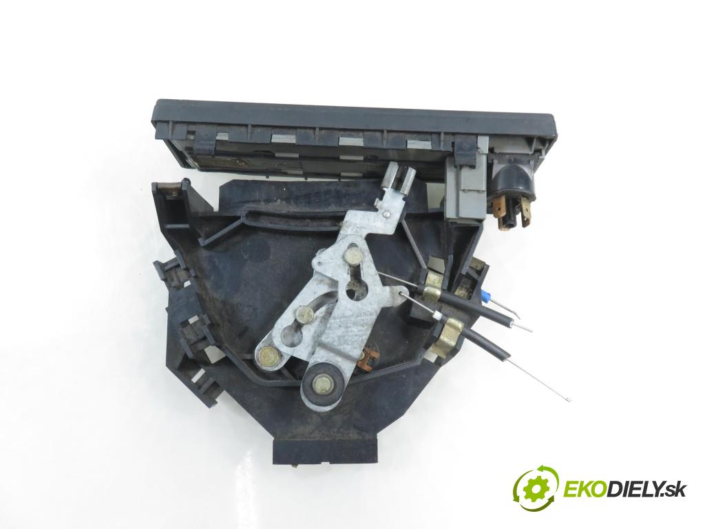 VW GOLF II (19E, 1G1) HB 1991 44,00 1.6 TD - 1V 1589,00 Panel kúrenia 191192819045A