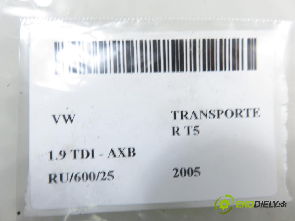 VW TRANSPORTER V Skrzynia (7HA, 7HH, 7EA, 7EH) FURGON 2005 77,00 1.9 TDI PD 105 - AXB 1896,00 vložka svetla pravy zadné 7H0945258A