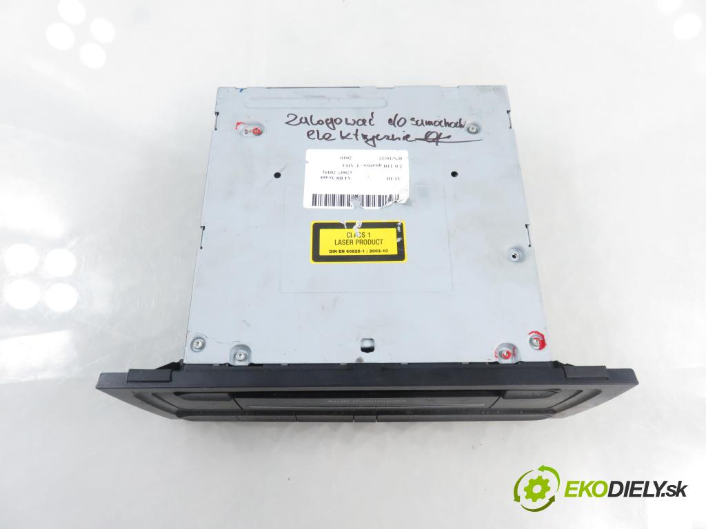 AUDI A4 Avant (8K5, B8) KOMBI 2010 125,00 2.0 TDI quattro - CAHA 1968,00 čítač navigácie 8T1035666D (Elektrosúčasti ostatné)