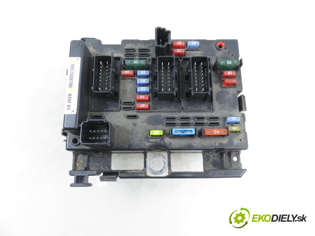 PEUGEOT 206 liftback (2A/C) HB 2005 51,00 1.4 HDi - 8HX (DV4TD) 1398,00 MODUL BSM 9657608780