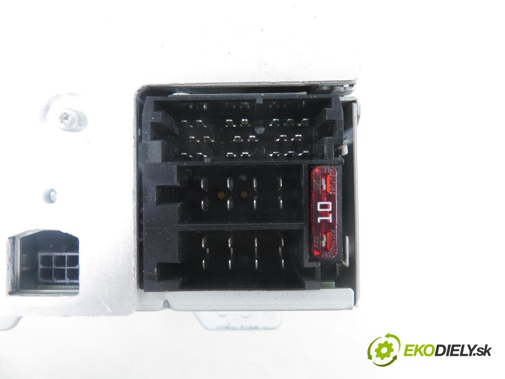 KIA CEE'D SW (ED) KOMBI 2008 66,00 1.6 CRDi 90 - D4FB-L 1582,00 RADIO X961401H500